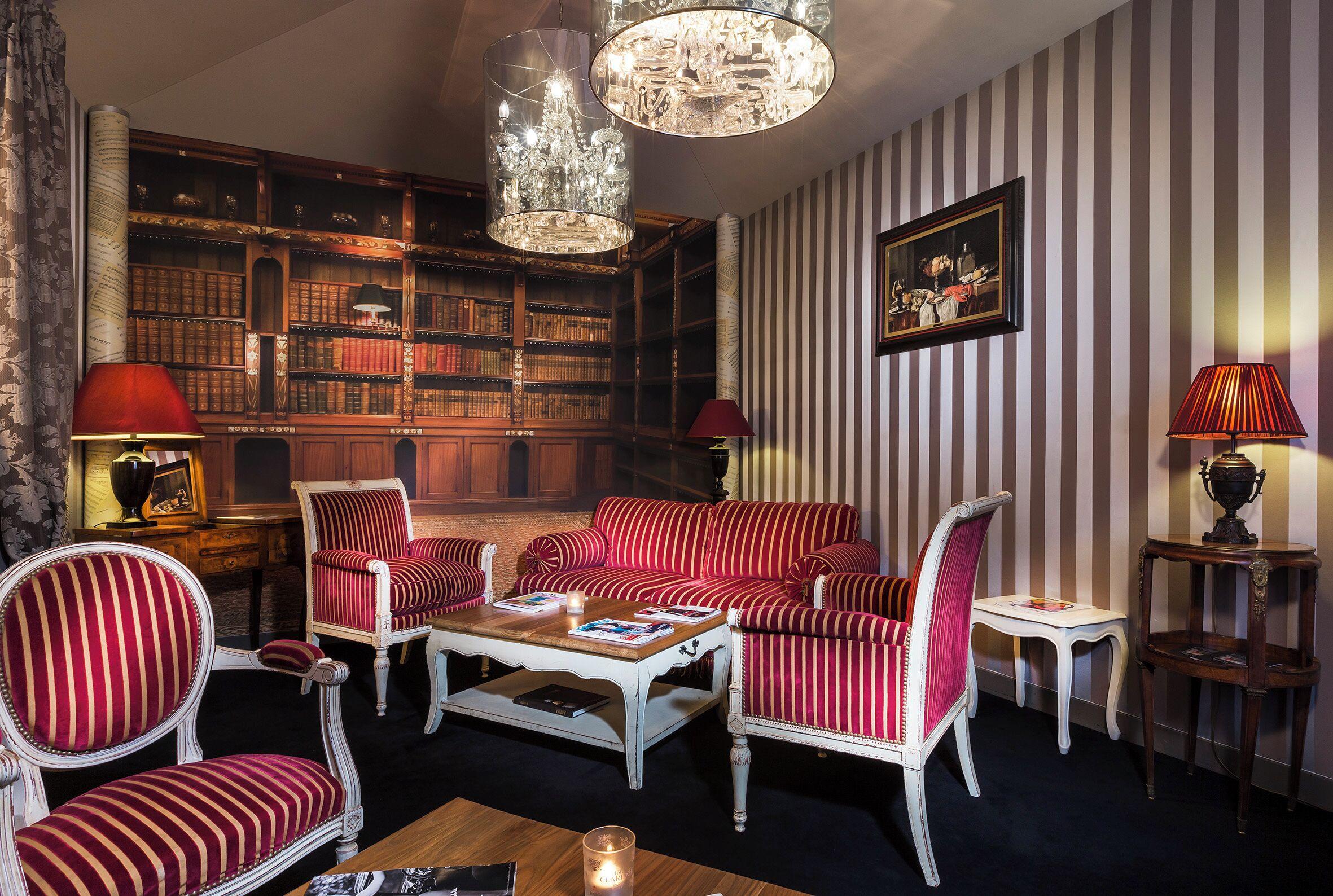 Claridge Hotel