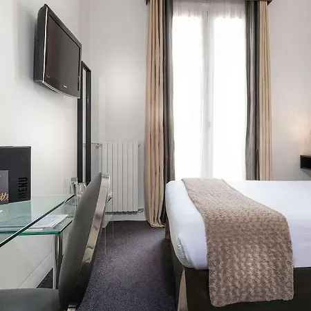 Claridge Hotel