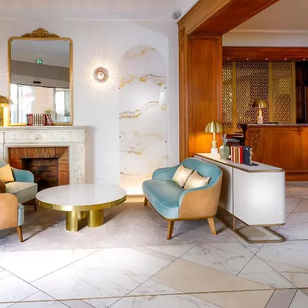 Claridge 4*