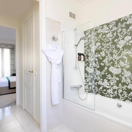 Hotel Claridge 4*